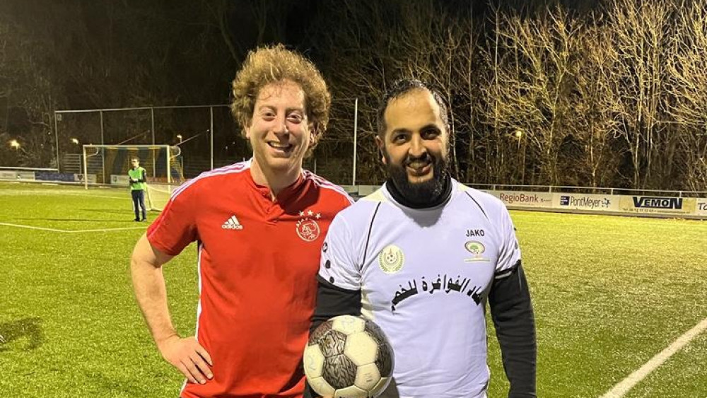 Jules (links) en Mahmoud