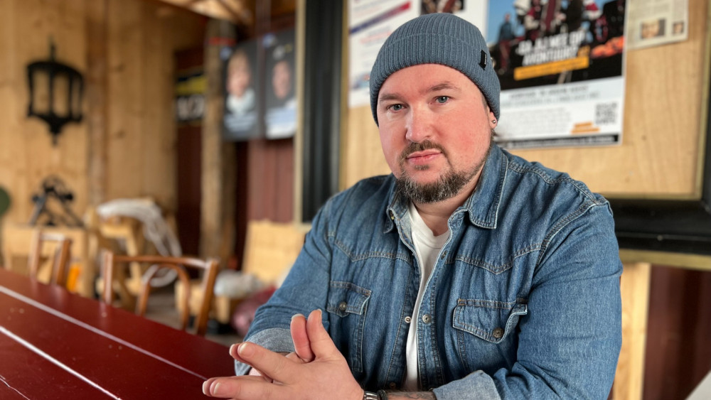 Ex-militair Paul (38) woont weer bij zijn ouders