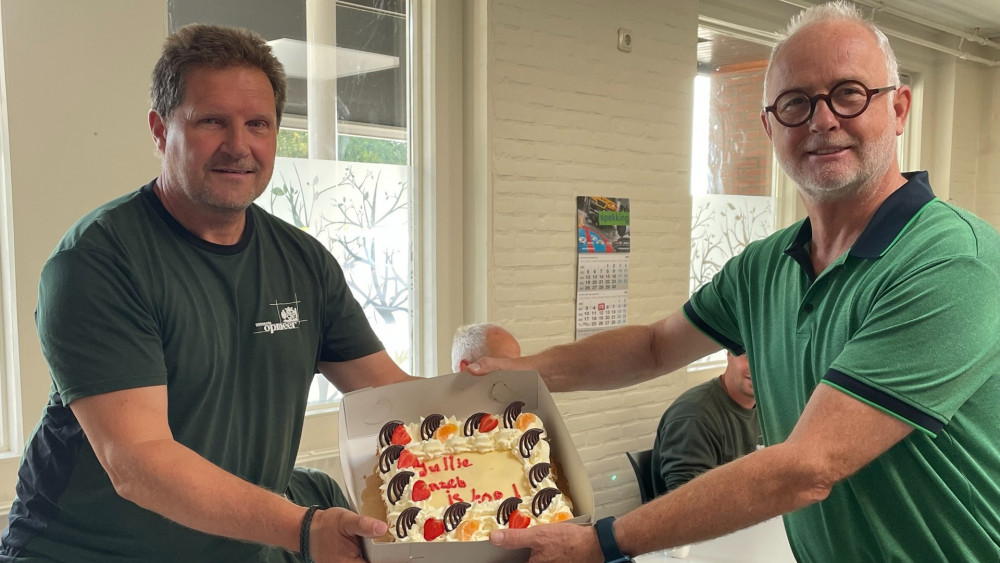 Burgemeester Opmeer bedankt brandweer