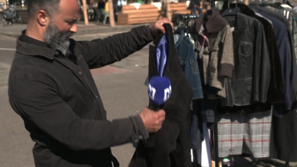 Snapshot Video 259950 (02:55)