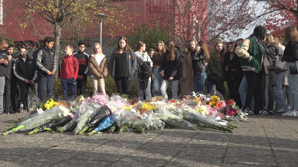 De bloemenzee voor de Oscar Romero