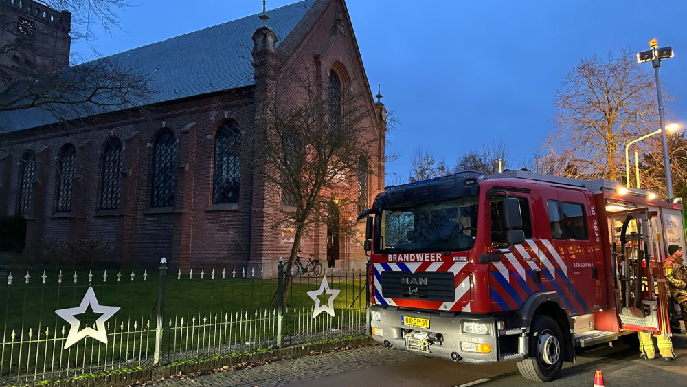 11 mensen onwel bij uitvaart in kerk Aartswoud, 4 personen naar ziekenhuis