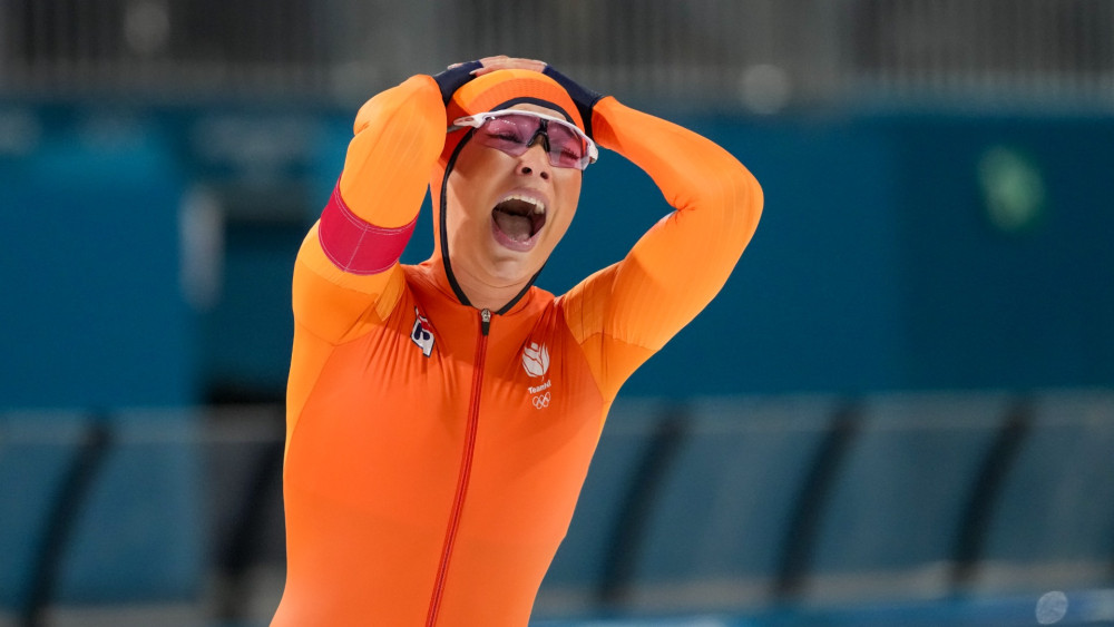 Jutta Leerdam wint goud op de 1.000 meter in Milaan