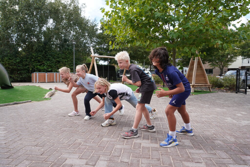 Feestelijke opening van vernieuwd schoolgebouw en nieuwe gymzaal in Obdam