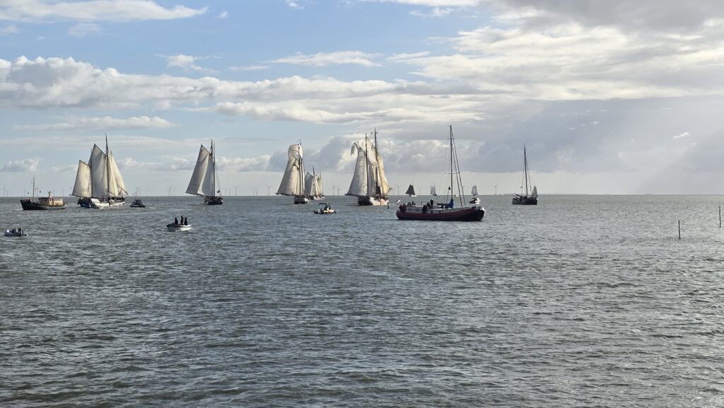 In Beeld: Klipperrace 2026 in Enkhuizen